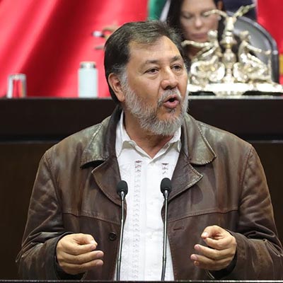 Fernández Noroña pide licencia para competir en Morena