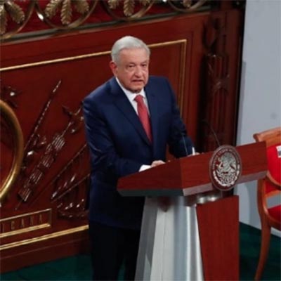 Llama AMLO a opositores en el Legislativo a no ocultarse tras “membretes”