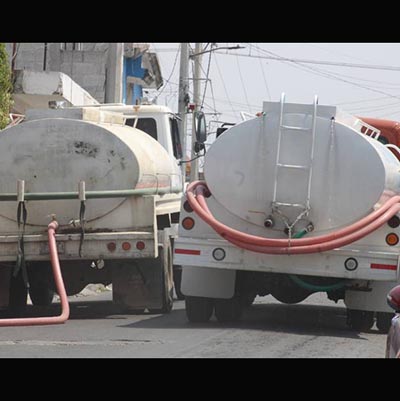 Aumenta costo de pipas de agua al sur de la ciudad por temporada de estiaje