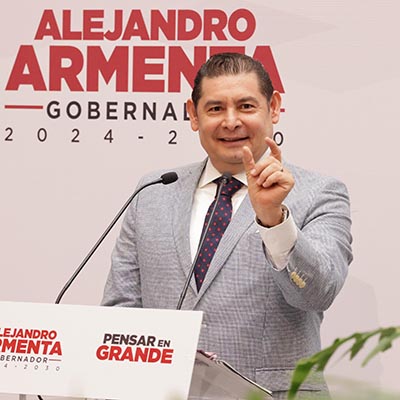 Alejandro Armenta no dará el Grito en Puebla; se va a Nueva York