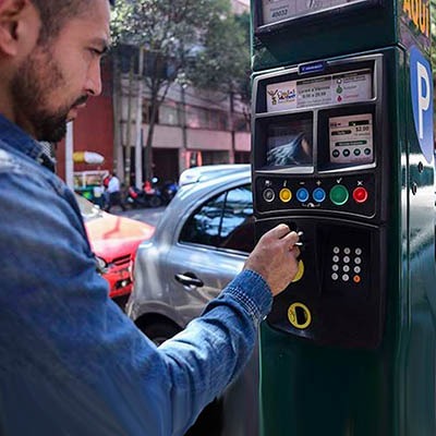 Ayuntamiento aún no decide si renueva contrato con Parquimovil