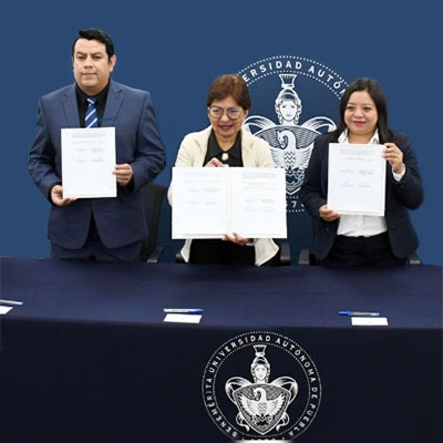 Lilia Cedillo revisa el Contrato Colectivo de Trabajo con la ASPABUAP y el SITBUAP