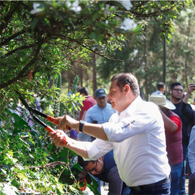En Teziutlán, 10º faena comunitaria rescata espacios públicos y valores