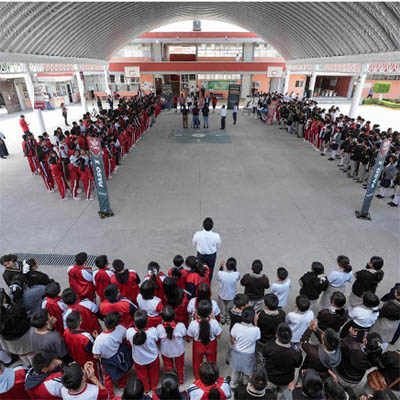 Entrega Gobierno de la Ciudad techado en la Secundaria Técnica No. 80