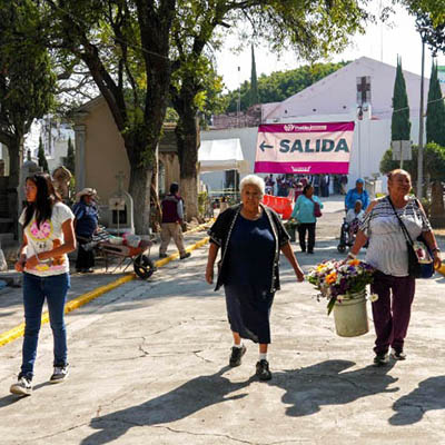 Recibió Panteón Municipal cerca de 35 mil visitantes por el Día de las Madres