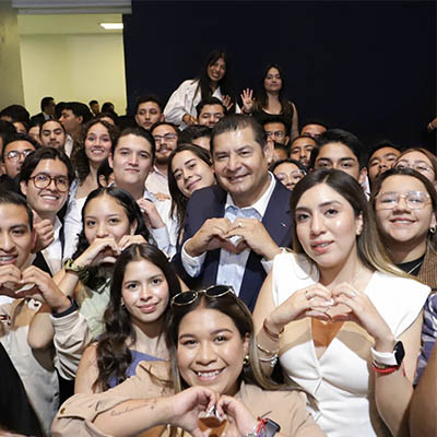Jóvenes, el motor para la transformación de Puebla: Alejandro Armenta