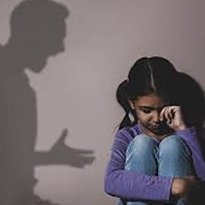 Los efectos emocionales de crecer en un ambiente violento para los niños