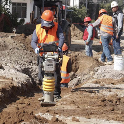 Supervisa Gobierno de la Ciudad trabajos de mantenimiento vial de la calle 8 Sur – 53 Norte