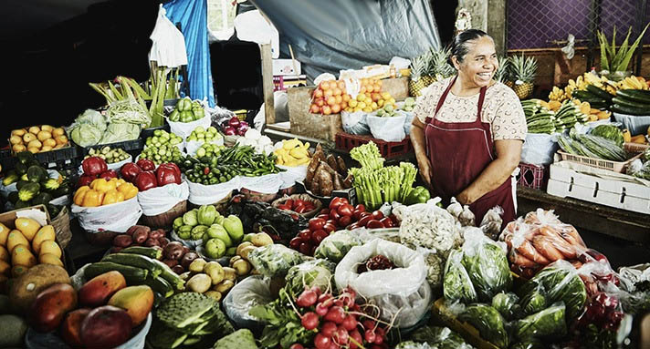 Retrocede en julio inflación general anual tras caída en precio de frutas y verduras
