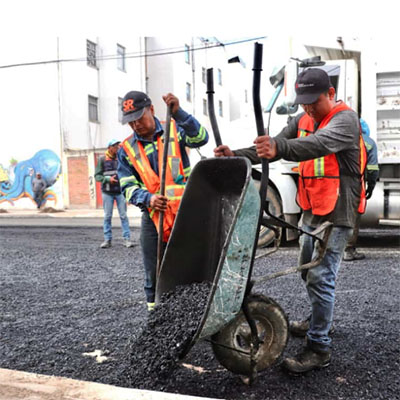 Avanza Gobierno de la Ciudad con rehabilitación vial en la unidad habitacional Loma Bella