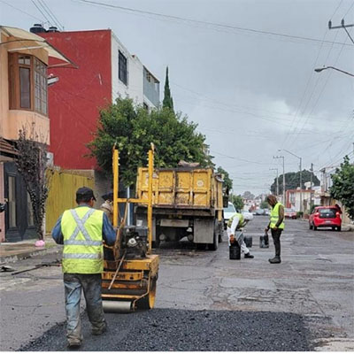 Atiende nuevos puntos de la ciudad la Campaña Capitalina Bacheando Puebla