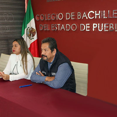 Capacitan a personal administrativo del COBAEP