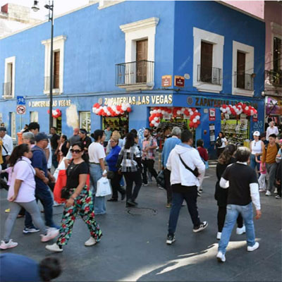 Registra Centro Histórico alta afluencia de poblanos y turistas: SGG