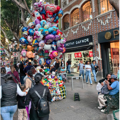 Centro Histórico, libre de comercio popular durante El Buen Fin: SGG