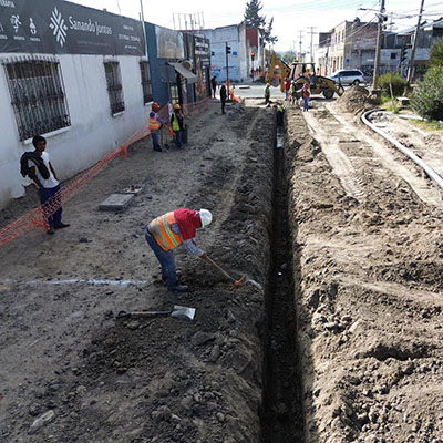 Avanza Gobierno de la Ciudad con trabajos de rehabilitación vial en Xonaca