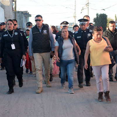 Titular de la SSC, Félix Pallares Miranda, recorre colonias del sur para atender demandas de líderes y vecinos