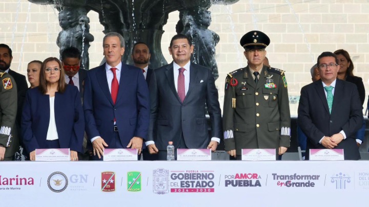 Con patriotismo y Amor por Puebla, inició conmemoración del 216 Aniversario de la Independencia de México