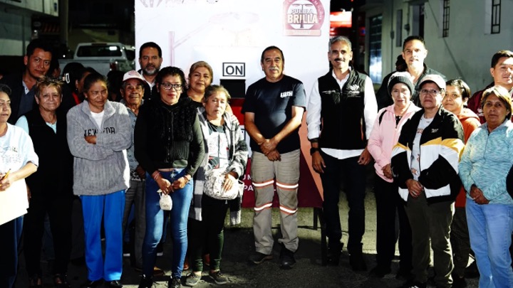 Entrega Gobierno de Pepe Chedraui 77 luminarias con LED en 20 de Noviembre y La Loma