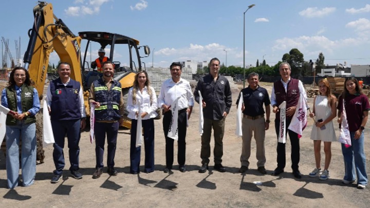 Arrancan Miguel Torruco, Francisco Sánchez y Pepe Chedraui construcción del Centro Comunitario México Imparable